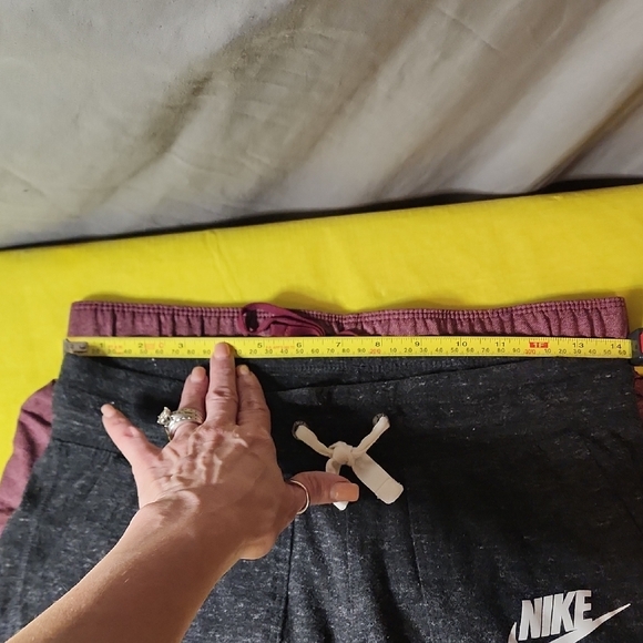 Nike Bundle Women's Gray and Maroon Shorts Set - Picture 4 of 8